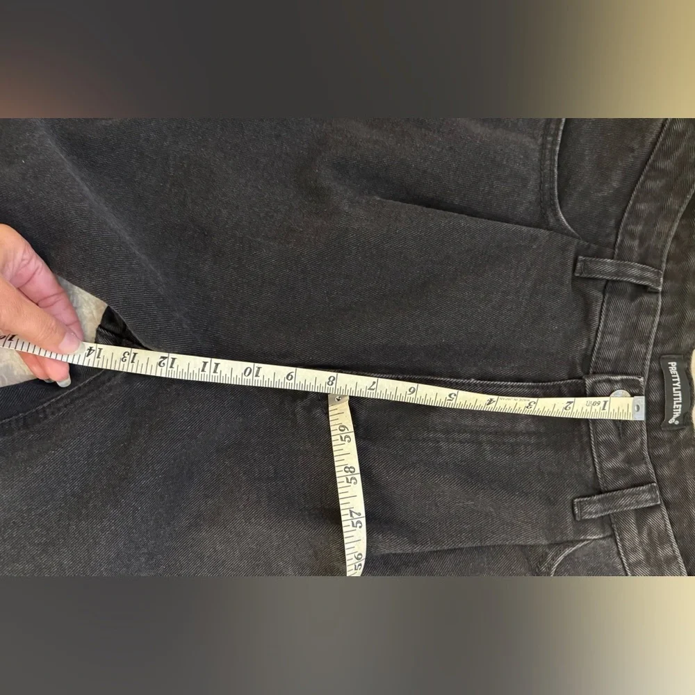 PrettyLittleThing Charcoal Denim Pants - Picture 9 of 10